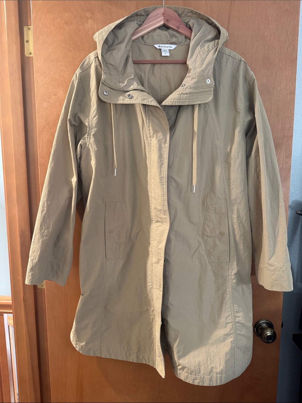 Athleta Tan Hooded Nylon Trench Coat with Hood. Size L.